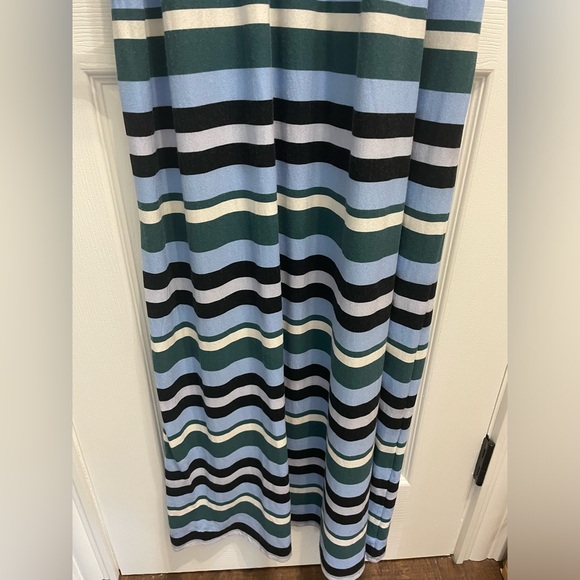 27-Ann Taylor LOFT Beach Maxi Dress LARGE Blue Green Stripe Racerback Stretchy - Picture 5 of 9